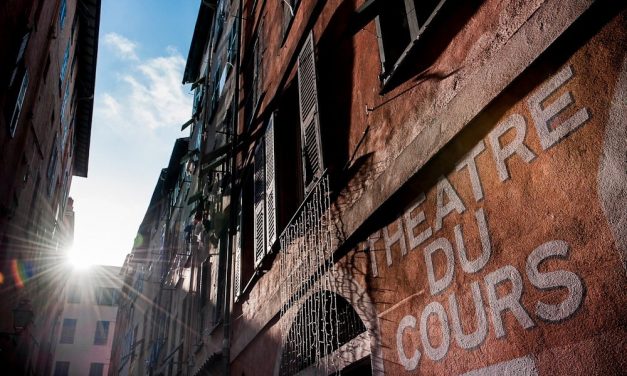 Photo de la semaine : Coucher de soleil dans les ruelles du Vieux Nice